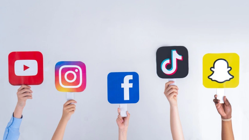 Top 10 Social Media Sites & Platforms to Use in 2025